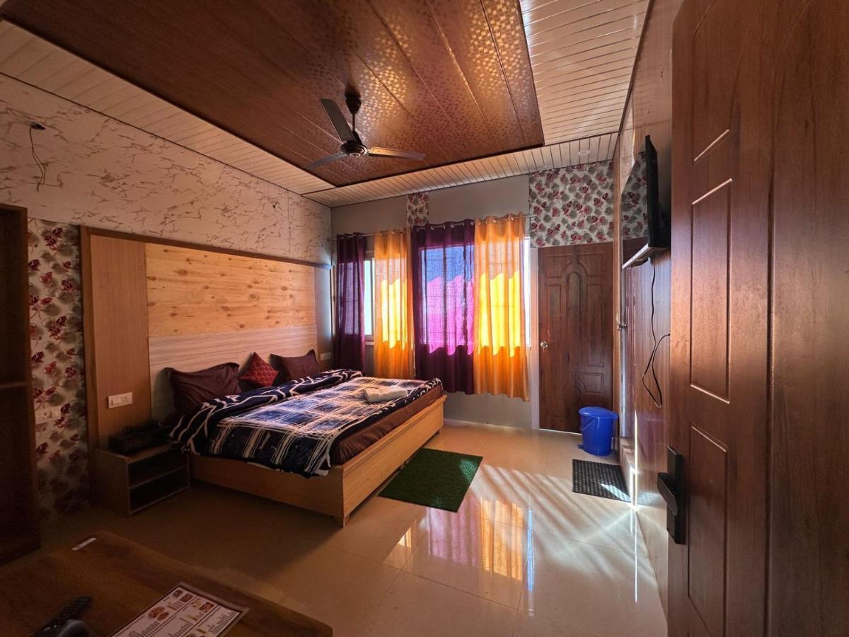 Kanatal'S Valley View Inn Kültér fotó